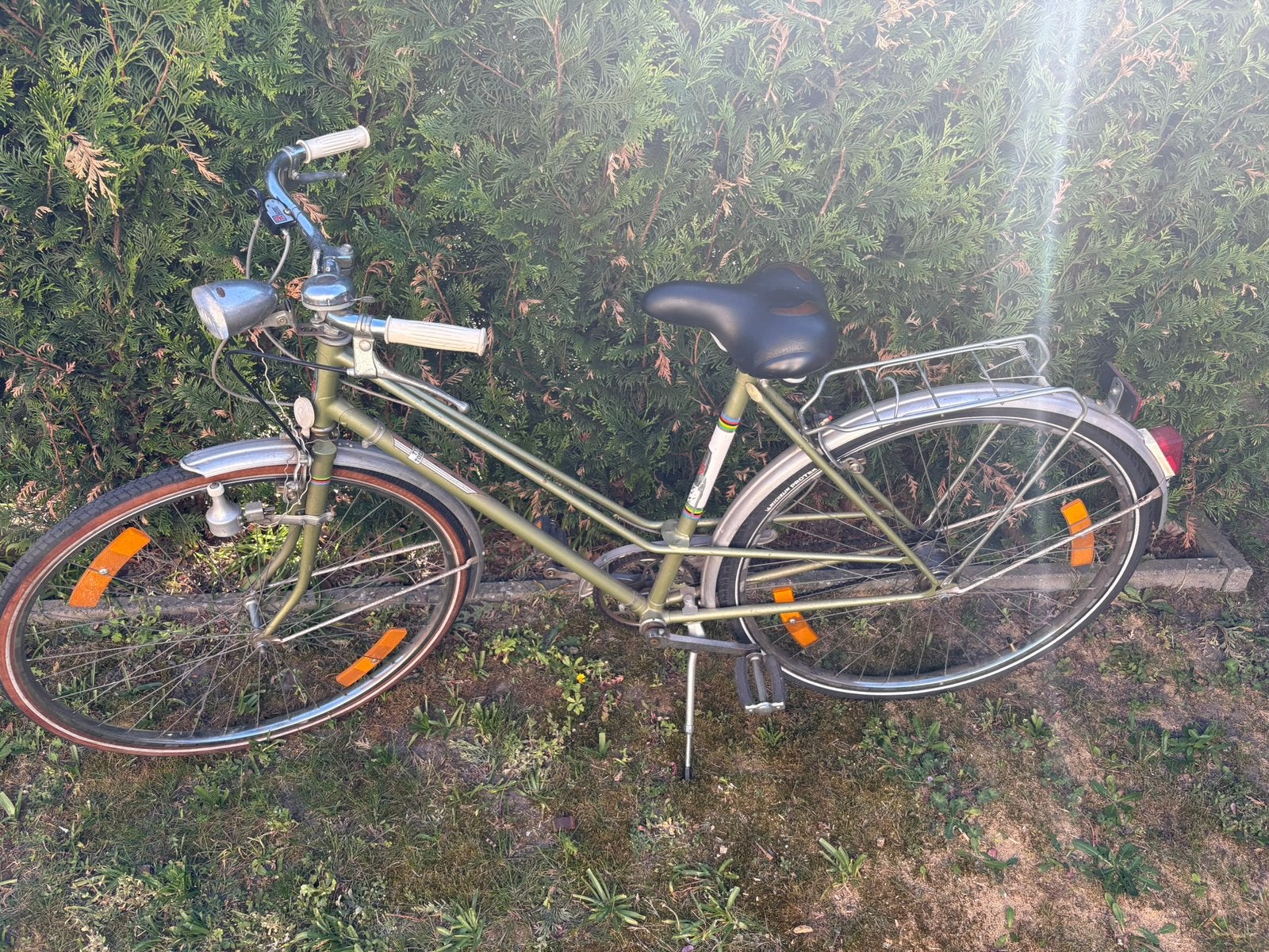 Nostalgische fiets ,staat inorde, Ophalen