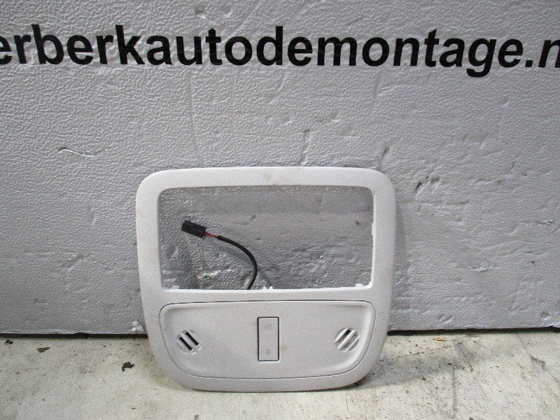 BINNENVERLICHTING VOOR frame Opel Adam (13479947), Gebruikt, Opel, Opel Automobile GmbH, Kontakt-opel@opel.com