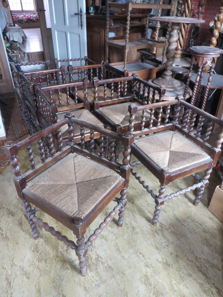 8 Stoelen, gedraaid of getorst hout 15euro/stuk, Huis en Inrichting, Ophalen, Gebruikt, Hout