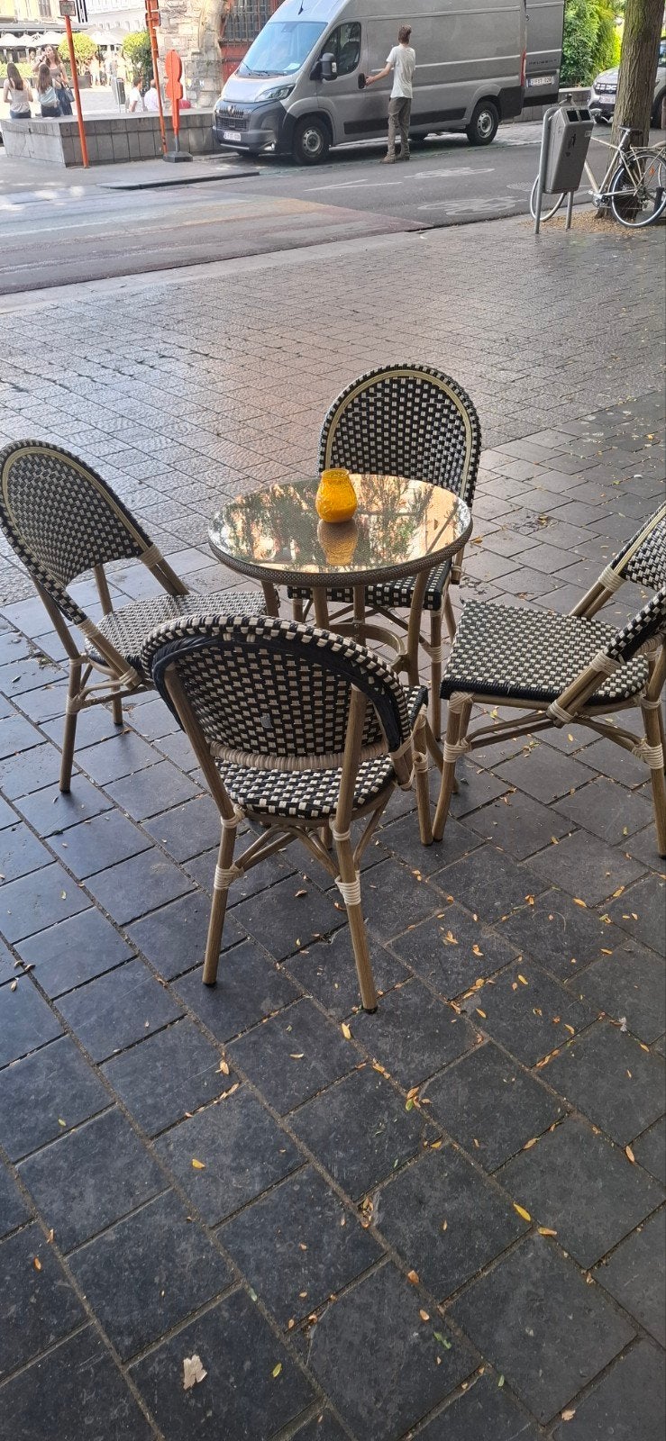 20 chaises de jardin et 10 tables, Salons de jardin, Table d'appoint, Comme neuf, Synthétique