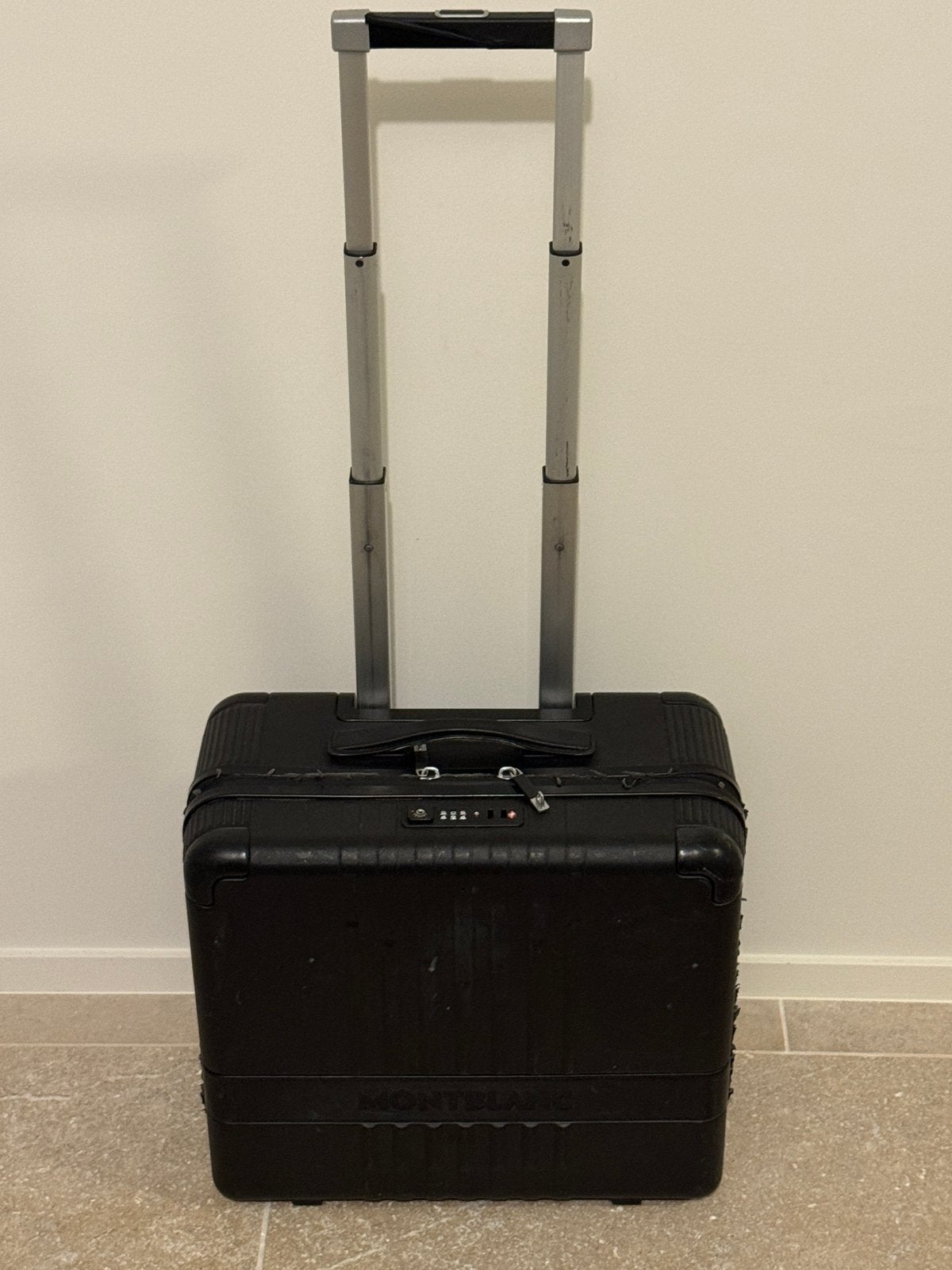 Flight bag Montblanc, Ophalen, Gebruikt, Wieltjes