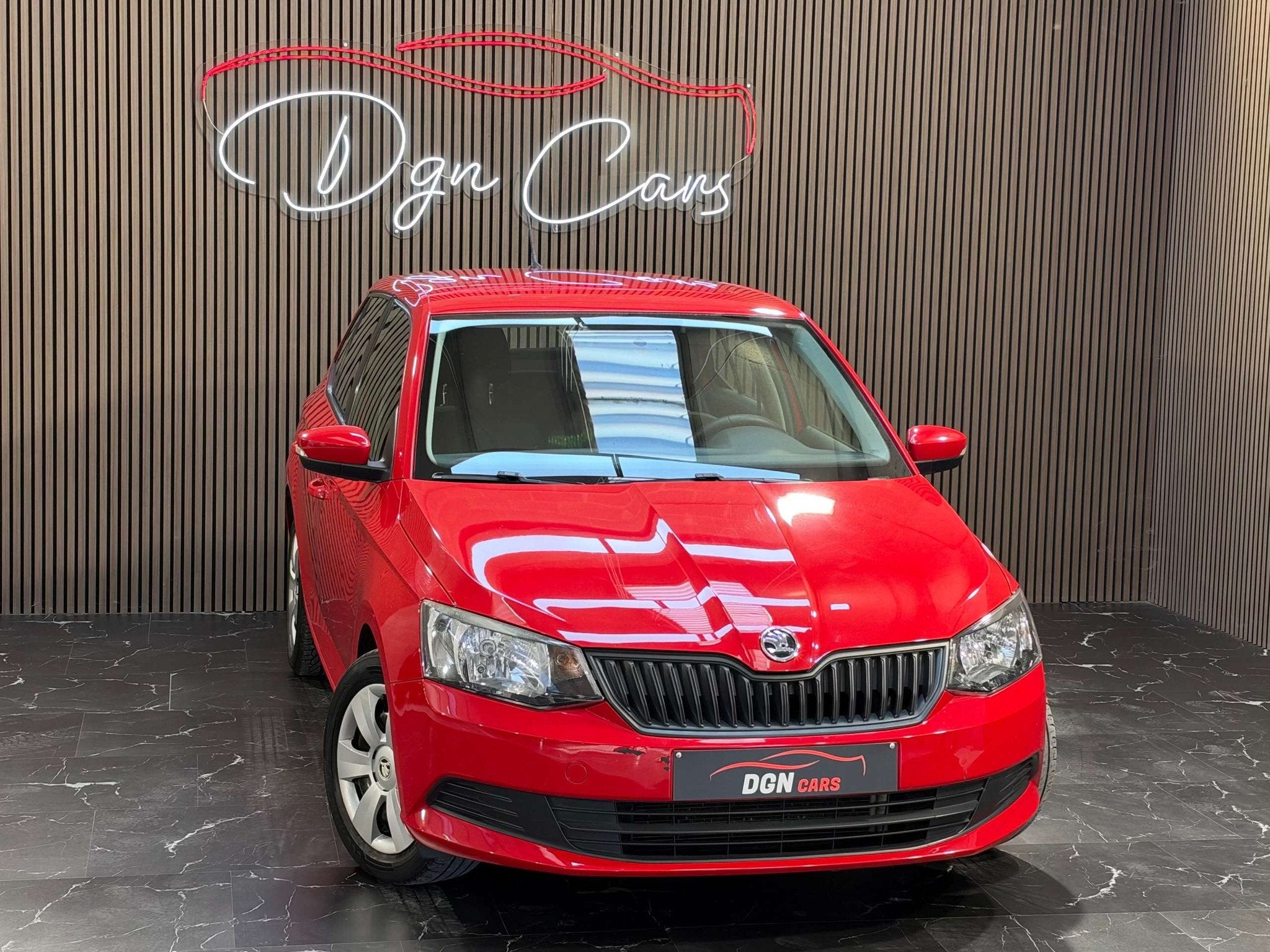 Skoda Fabia Fabia 1.0i Ambition (bj 2015), Auto's, Stof, Gebruikt, Bluetooth, Bedrijf