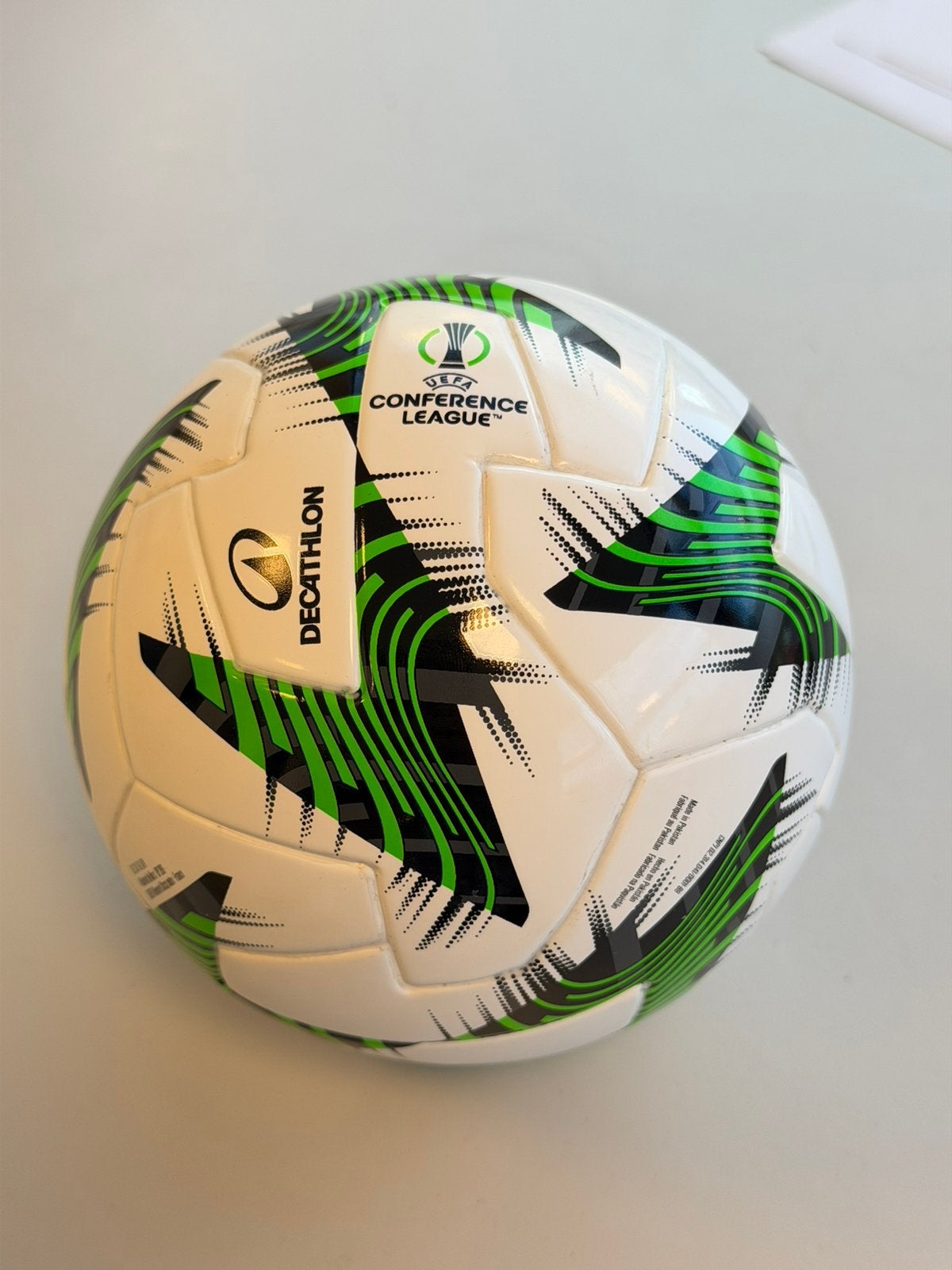 KIPSTA UEFA Conference League 24/25 Mini Bal Maat size 1, Sport en Fitness, Ophalen of Verzenden, Nieuw, Bal