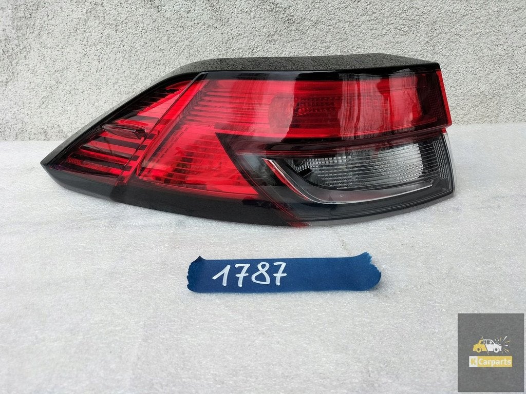 Feu arri re gauche pour Toyota Corolla Cross, Info@toyota.co.jp, Toyota Motor Corporation, Toyota-Cho 1
471-8571  Toyota City