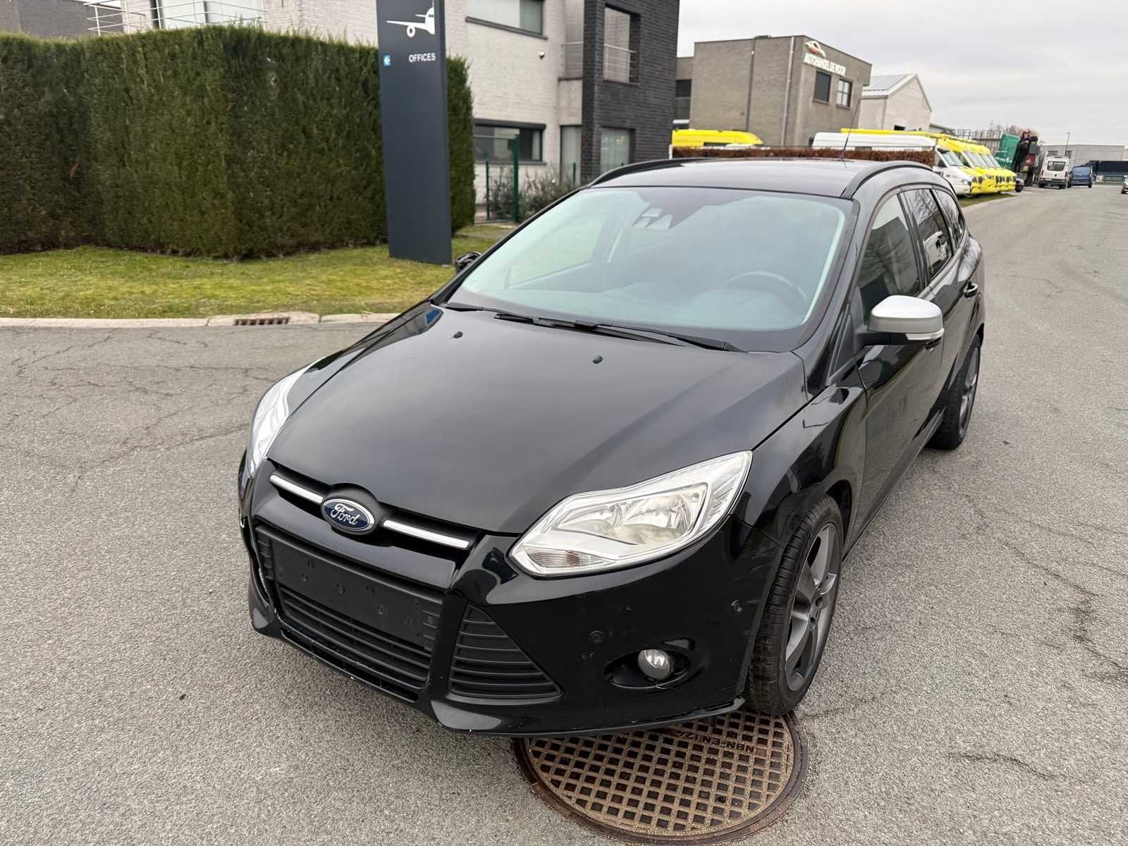 FORD - 2014 - FOCUS - Voiture, Autos, Ford, Focus, Euro 5, Achat, Entreprise