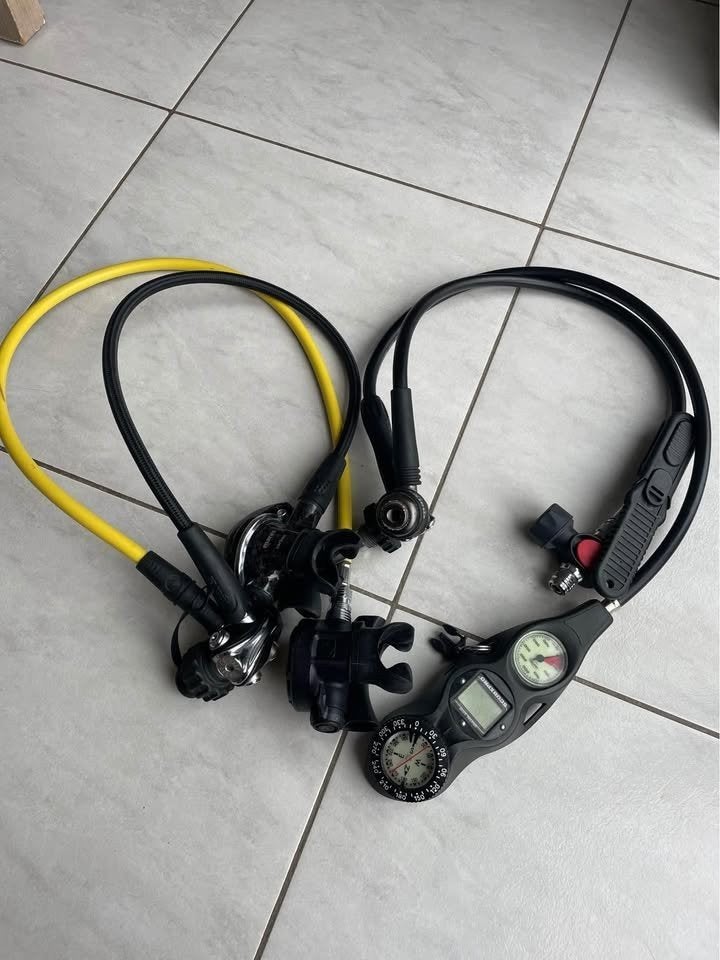 Détendeur de plongée mares complet double sortie, Enlèvement, Utilisé, Autres types