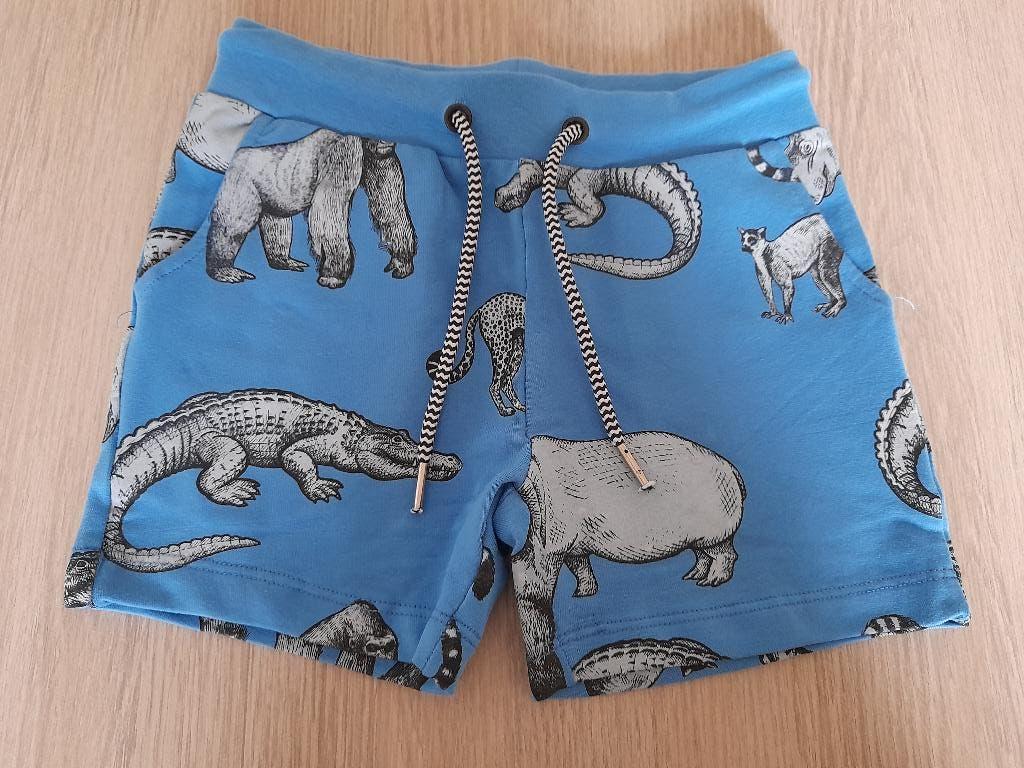 Fel blauw short JBC 104, Kinderen en Baby's, Kinderkleding | Maat 104, Broek, Jongen of Meisje, Ophalen of Verzenden, Zo goed als nieuw
