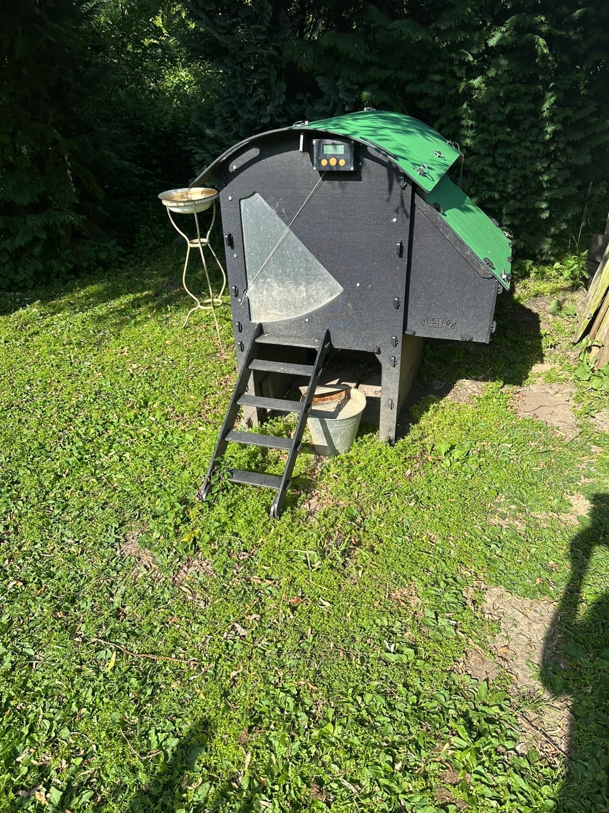 Poulailler marque Nestera taille M, Dieren en Toebehoren, Vogels | Hokken en Kooien, Ophalen of Verzenden, Zo goed als nieuw, Kunststof