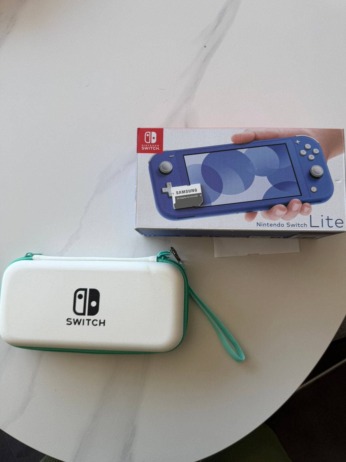 nintendo switch lite bleu  nieuwstaat, Ophalen, Overige kleuren, Zo goed als nieuw, Met beschermhoes of tas