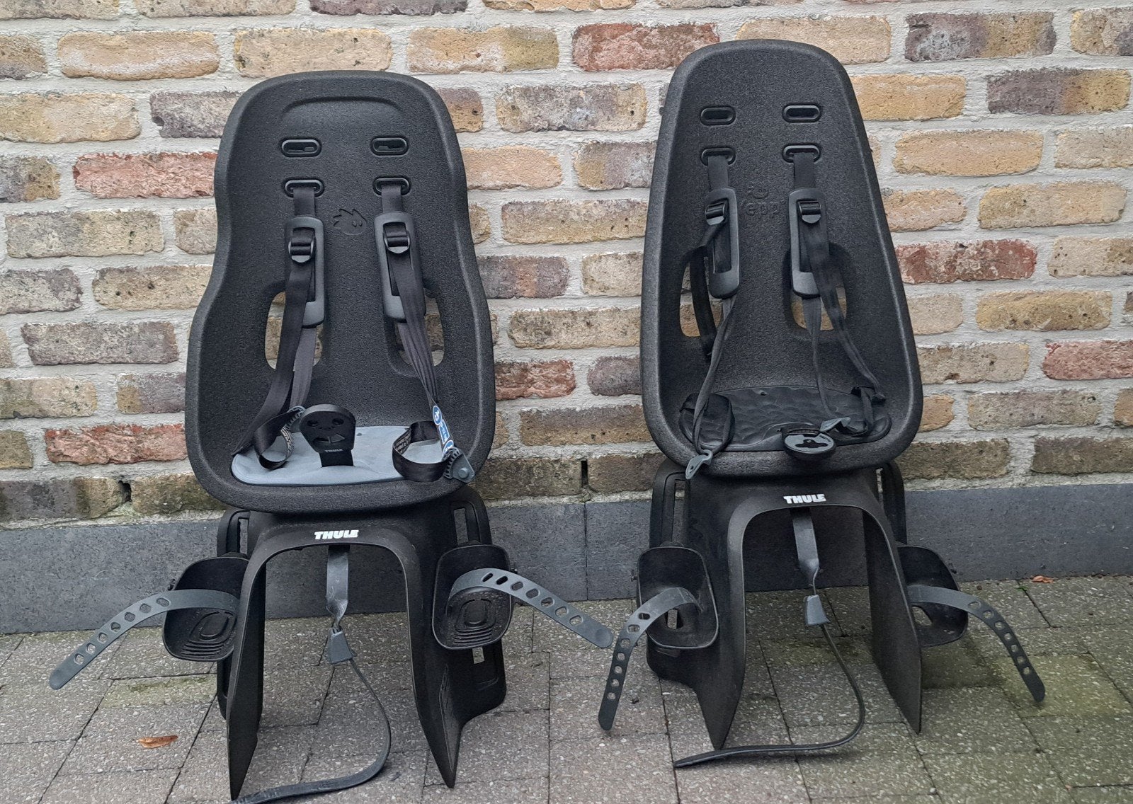 2 Fietstoelen Thule Yepp, Ophalen