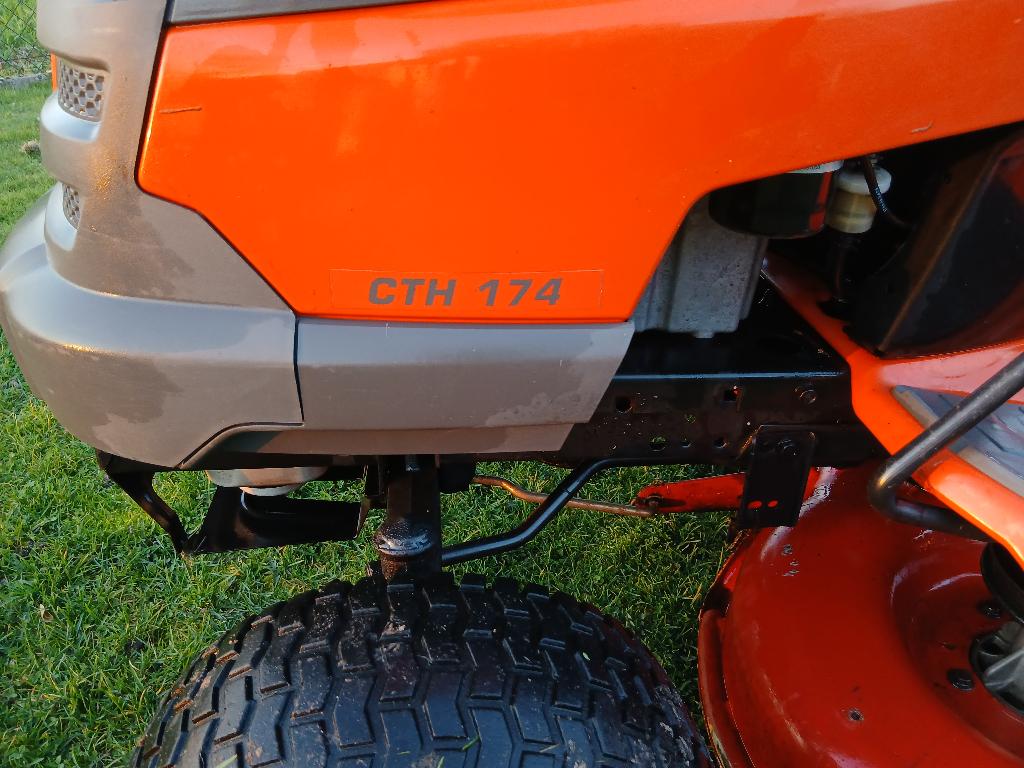 Zitmaaier Husqvarna CTH 174, Tuin en Terras, Zitmaaiers, Ophalen, Gebruikt, Opvangbak, 90 tot 120 cm