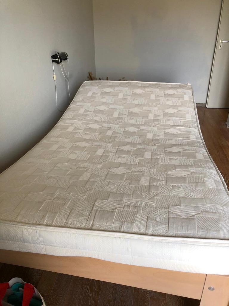 Bed Auping te koop, Huis en Inrichting, Slaapkamer | Bedden, Ophalen, Overige materialen, Beige, Twijfelaar