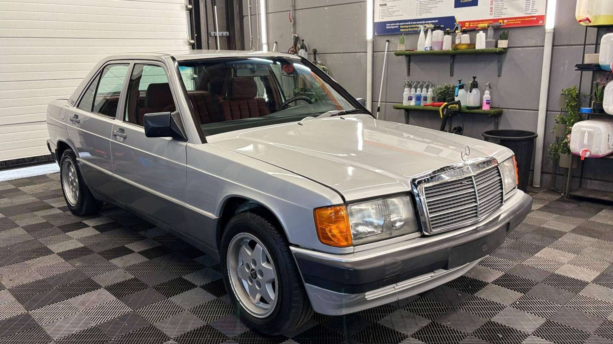 Mercedes-Benz 190 E Benzine AUTOMATIQUE bj. 1988 178000km Ol, foto 10