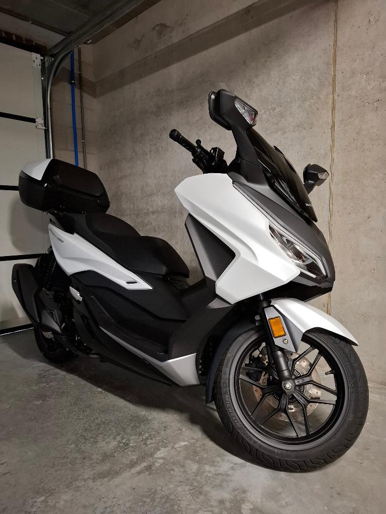 Honda NSS 350 Forza, Motoren, Motoren | Honda, Scooter, Gebruikt, Particulier, Minimaal motorrijbewijs A2