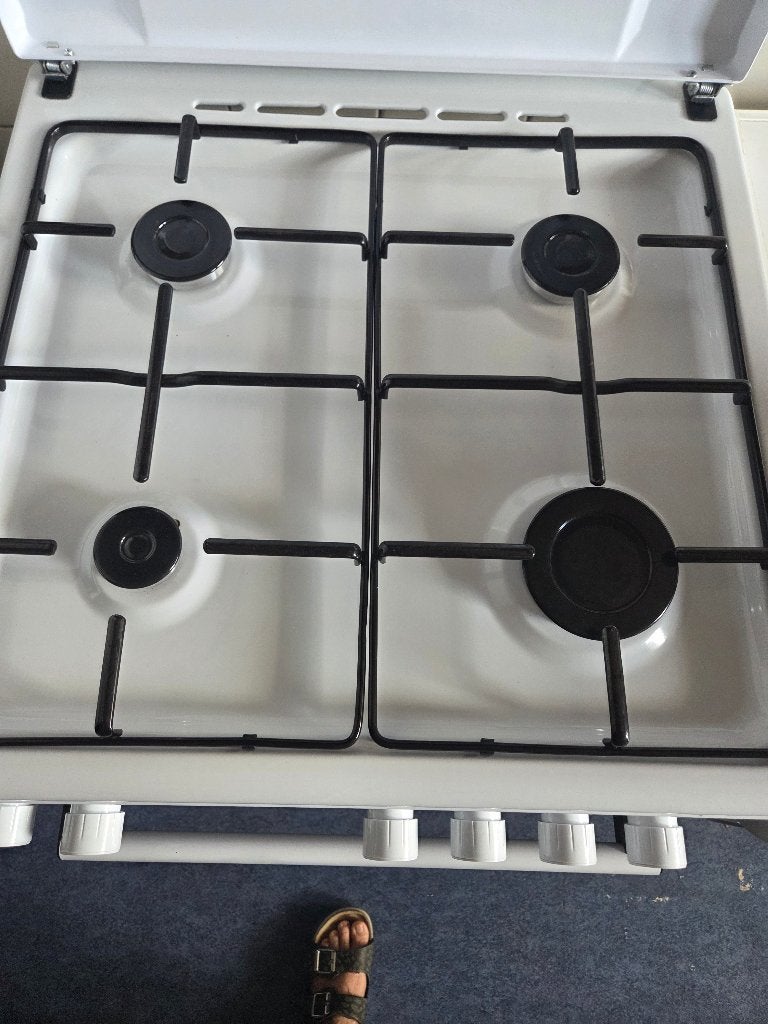 Cuisiniere a gaz comme NEUF, Electroménager, Cuisinières, Gaz, 85 à 90 cm, 4 zones de cuisson, Comme neuf
