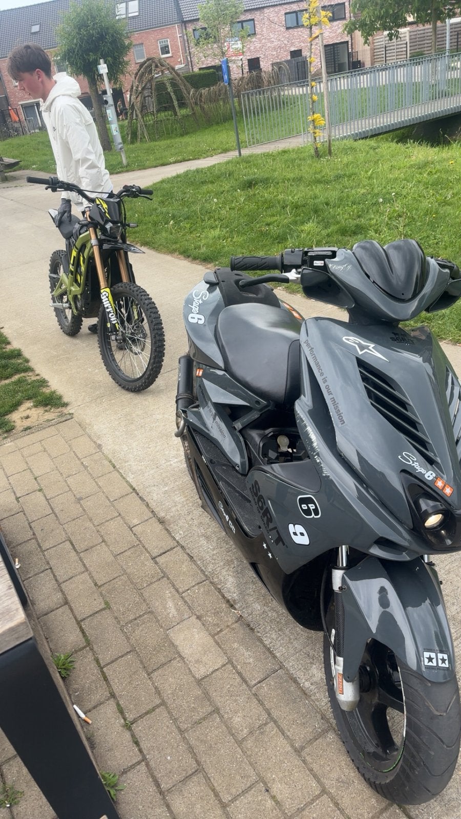 Yamaha Aerox 2takt A-klasse, Fietsen en Brommers, Ophalen, Zo goed als nieuw, Aerox