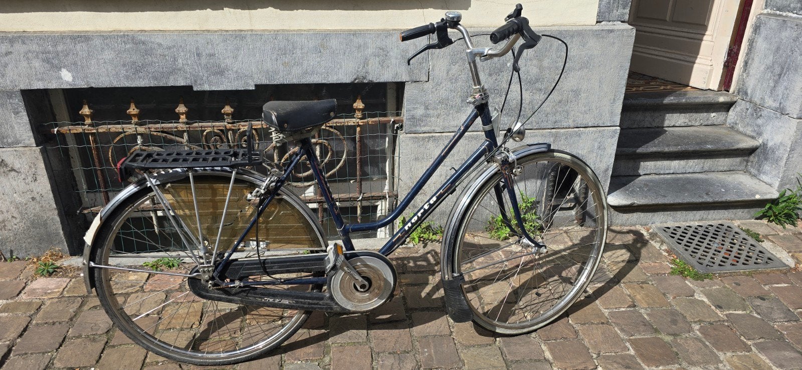 Norta stadsfiets compleet  met verlichting, bagagerek, stand, Fietsen en Brommers, Ophalen
