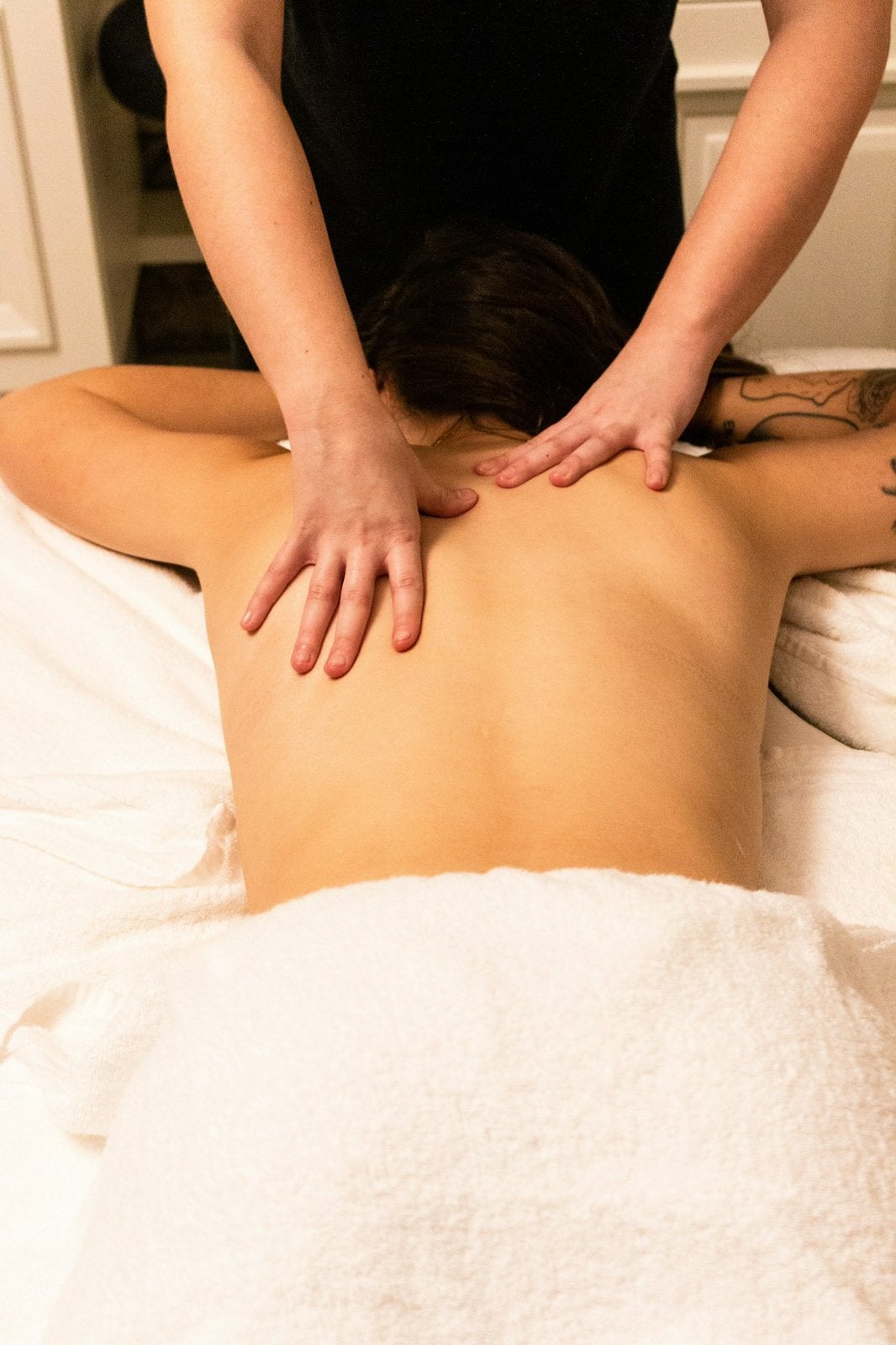 Massage voor vrouwen bij mij thuis of bij u thuis, Divers, Orthèses, Enlèvement ou Envoi, Neuf