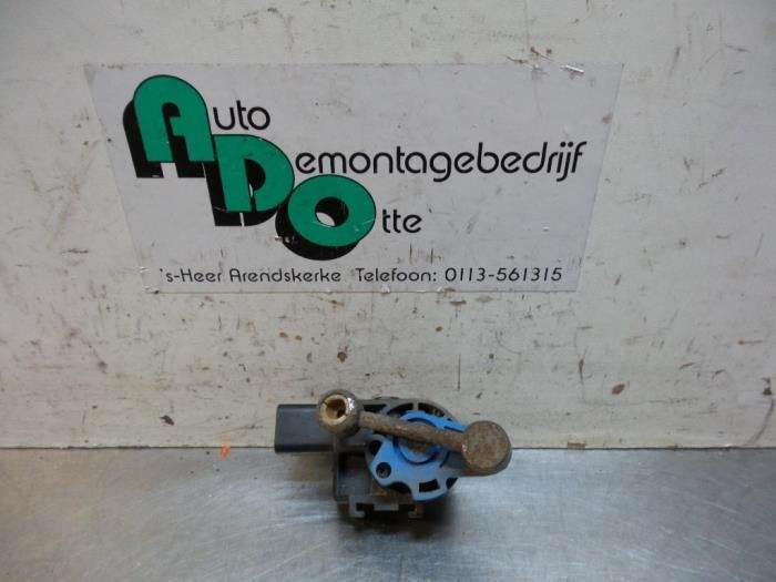 Moteur phare d'un Peugeot 407, -, Utilisé, -, Peugeot