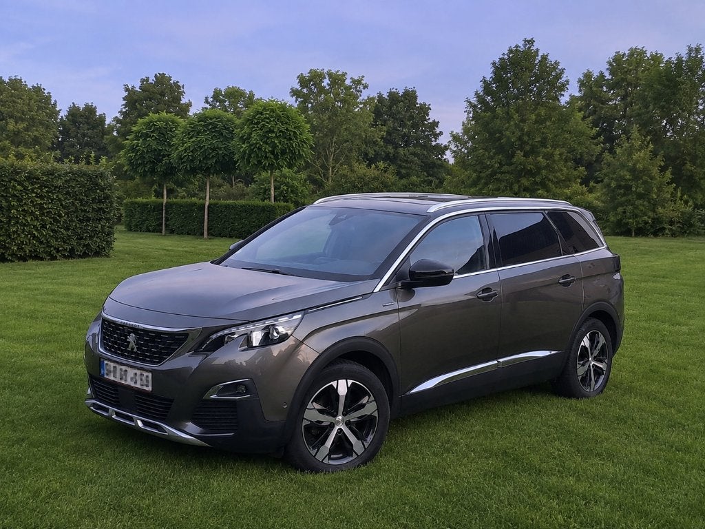 Peugeot 5008 5008 1.5 BlueHDi GT Line (EU6.2) -7 zitplaatsen, 1505 kg, Leder en Stof, 7 zetels, 96 kW