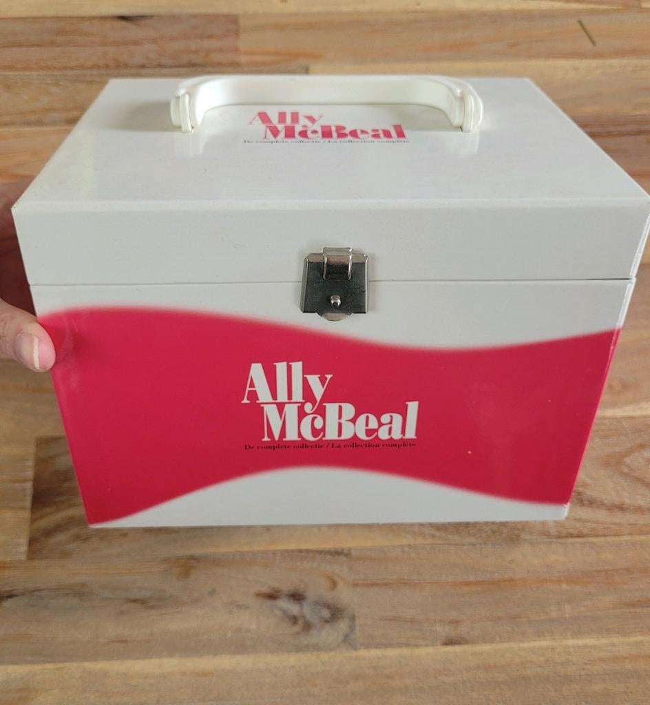 Luxe DVD box Ally McBeal - complete collectie, Ophalen of Verzenden
