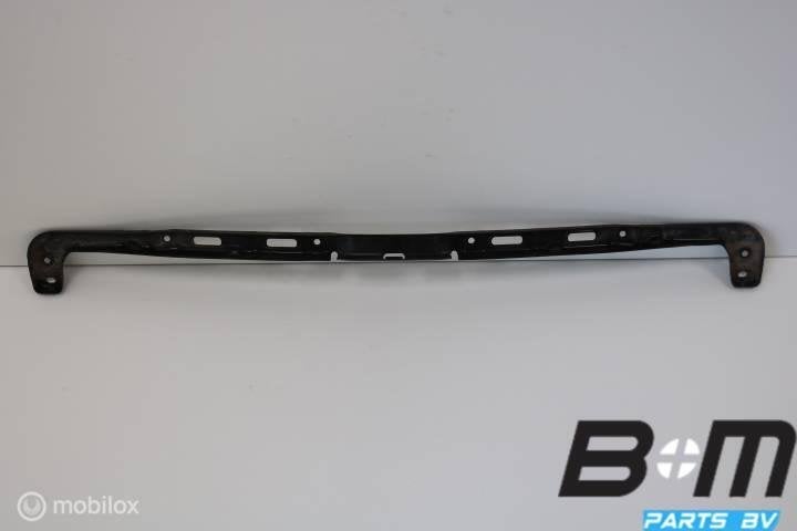 Achterbumpergeleider midden VW Golf 4, Utilisé
