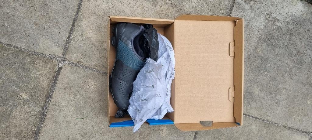 SHIMANO XC1W (Black) SH-XC100W, maat 40, Ophalen, Zo goed als nieuw, Schoenen