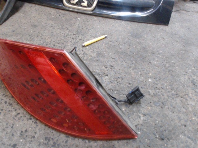 Feu arrière gauche Peugeot 307 CC 2003-2005 LP/15472, Enlèvement, Utilisé, Peugeot
