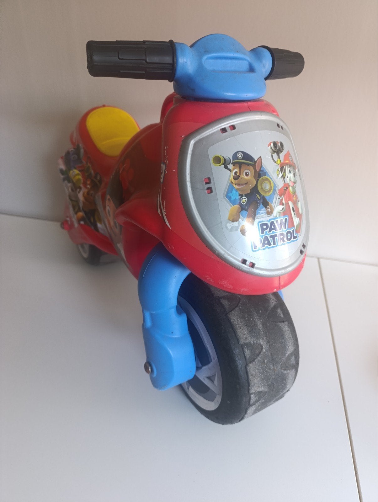 Loop motor paw patrol, Ophalen