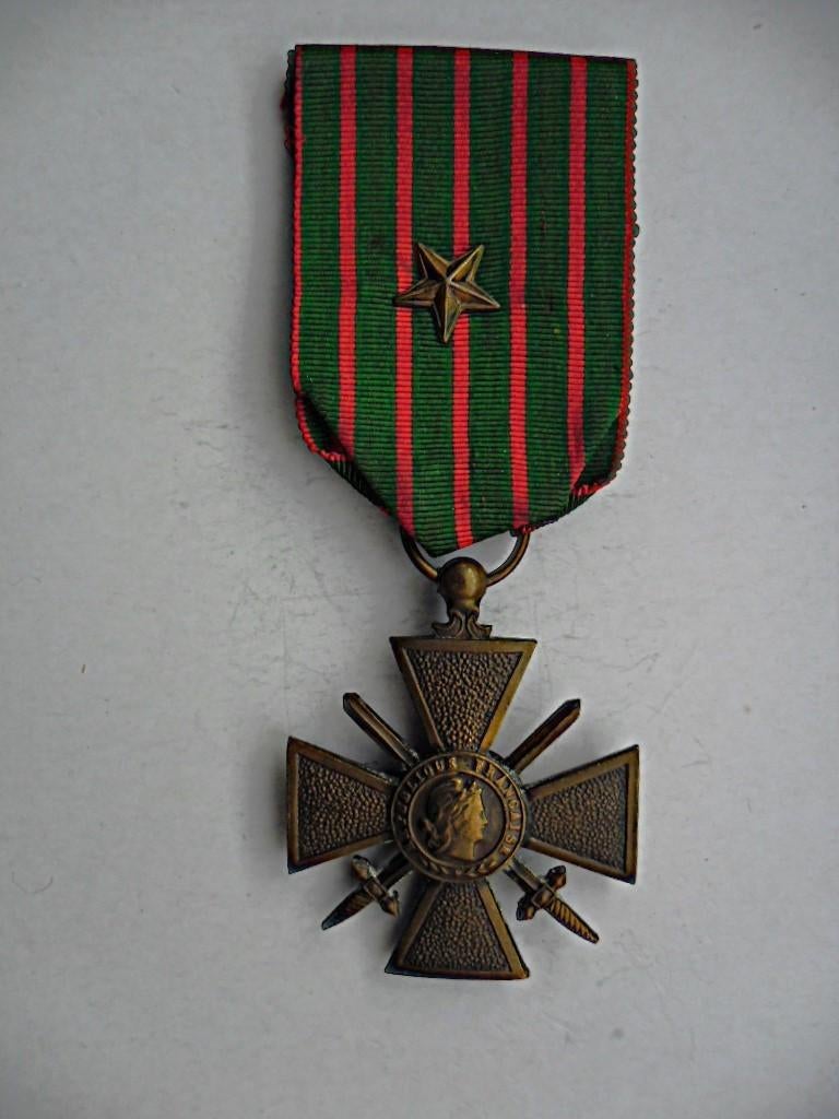 Militaire medaille Croix de Guerre + 1 citaat 1914 1918, Verzenden, Brons