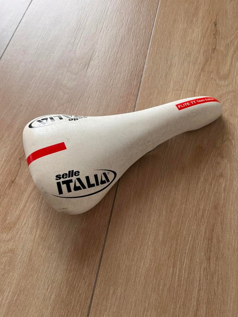 Zadel race sella italia, Ophalen, Zo goed als nieuw