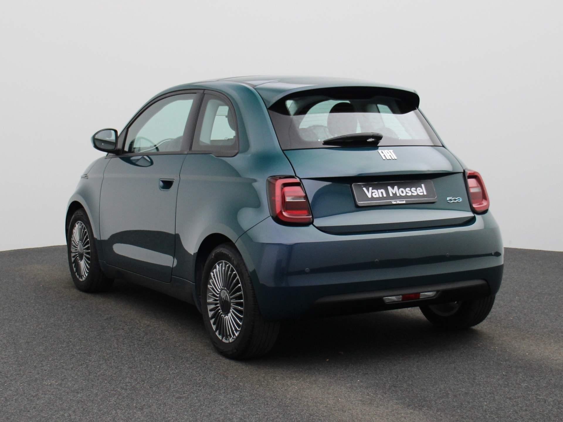 Fiat 500E Icon 42 kWh (automatique), Achat, Entreprise, https://public.car-pass.be/vhr/d31b064d-9c82-44a7-934f-73d90f9bca44, Automatique