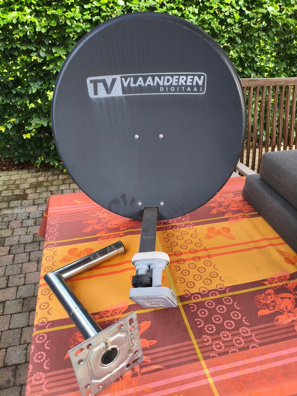 Schotelantenne TV Vlaanderen, Audio, Tv en Foto, Schotelantennes, Ophalen, (Schotel)antenne