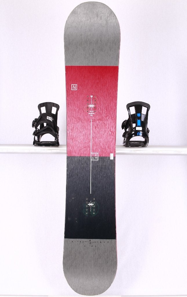 162 cm snowboard NITRO TEAM WIDE, Grey/red, True CAMBER, Sport en Fitness, Verzenden, Gebruikt, Board