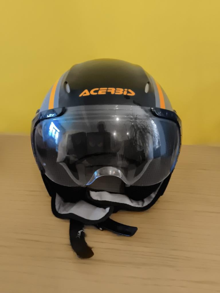 Helm brommer of scooter maat medium  57 58 cm, Ophalen, Medium