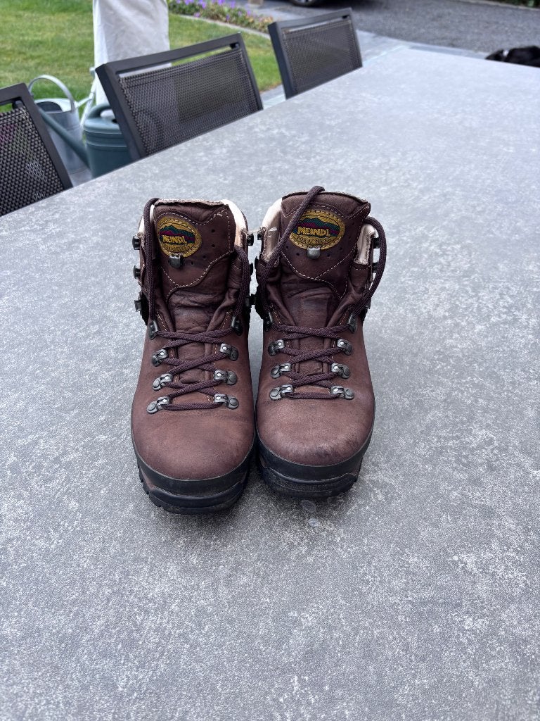 Wandelschoenen meindl, Sport en Fitness, Bergsport en Wandelen, Ophalen, Nieuw, Schoenen