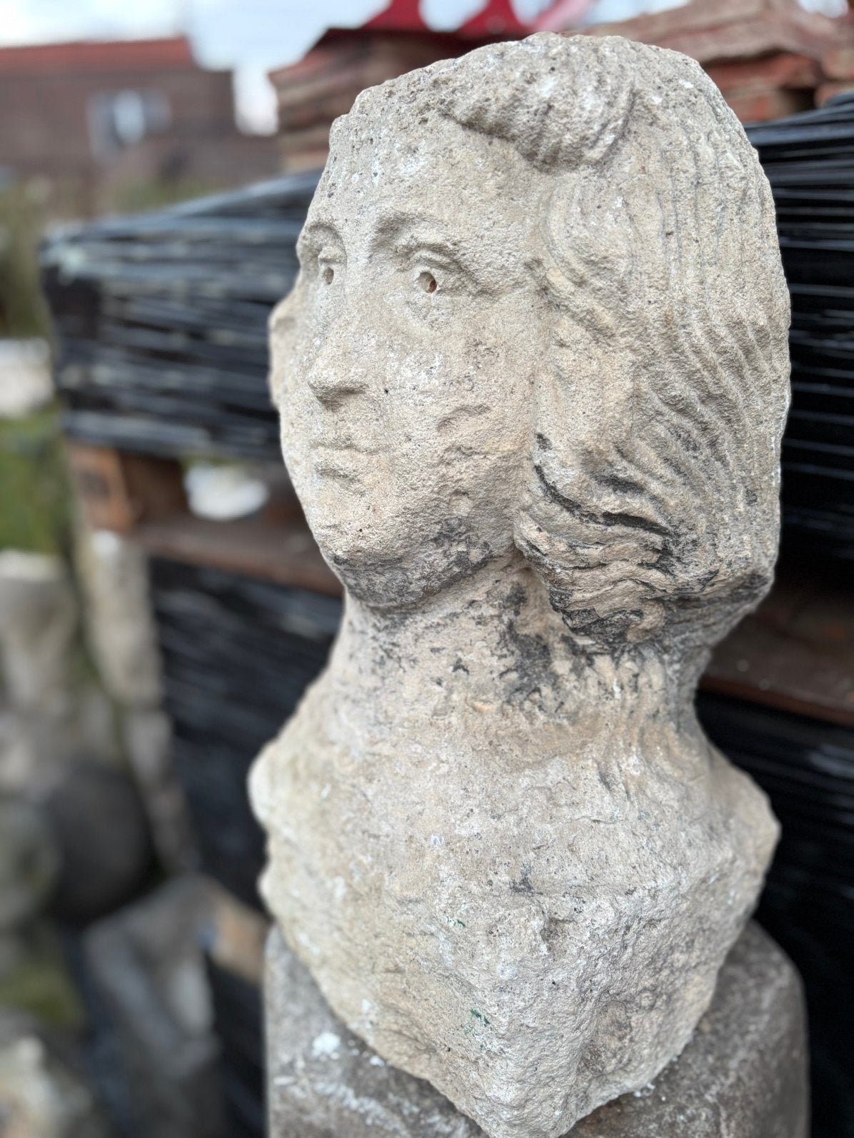 Eeuwenoud borstbeeld in franse zandsteen  BELLEN 0474220705, Antiek en Kunst, Ophalen