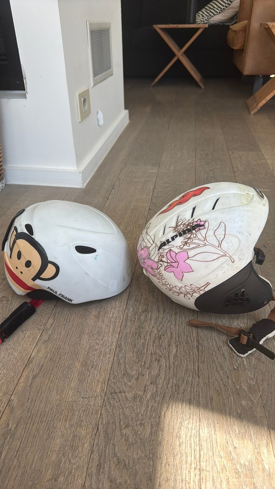 Twee ski helmen kinderen, Sport en Fitness, Skiën en Langlaufen, Ophalen, Gebruikt, Ski