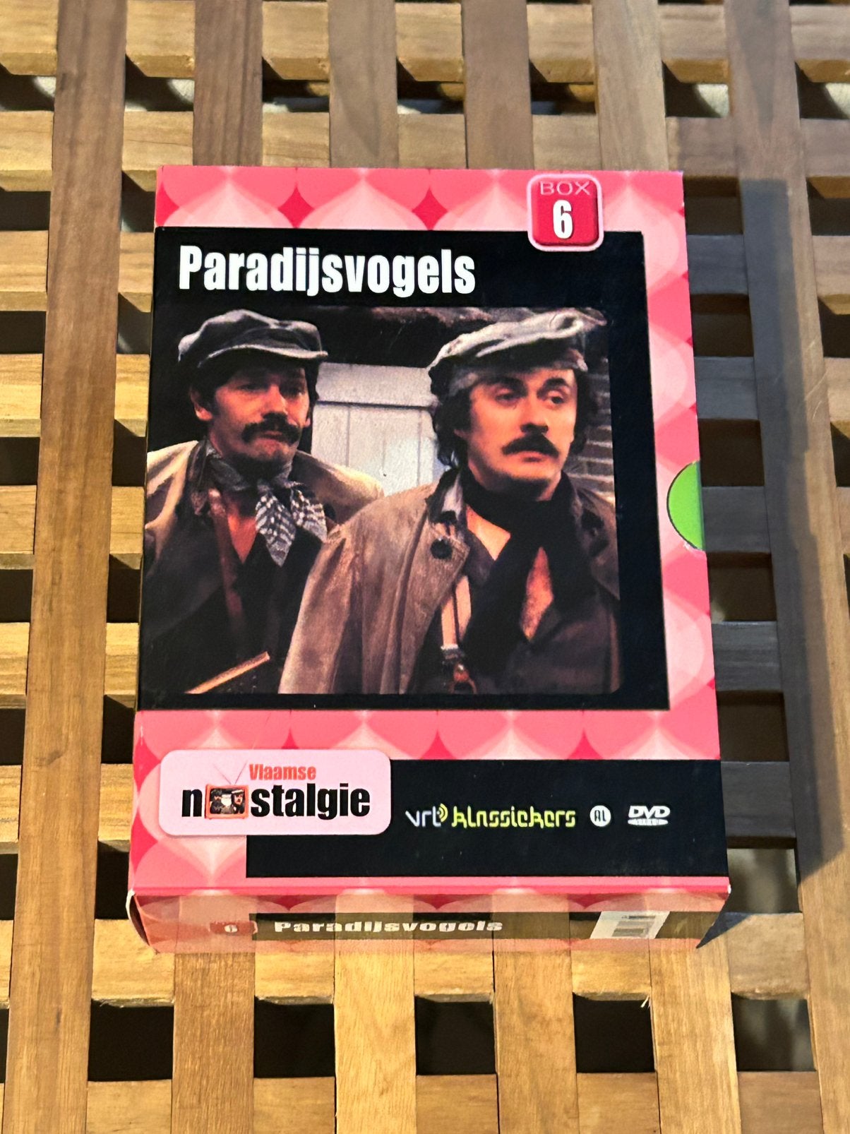 Paradijsvogels, Ophalen of Verzenden, Zo goed als nieuw