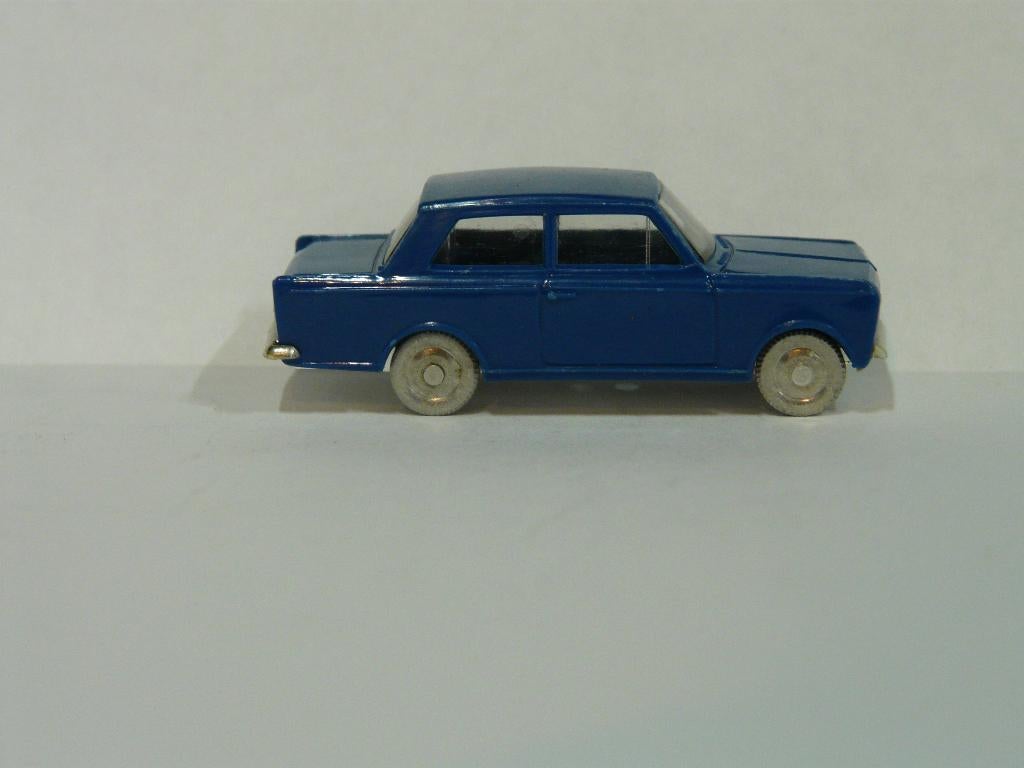 Minix - Triumph 2000 - Opel Viva, Enlèvement ou Envoi, Utilisé, Voiture, Autres marques