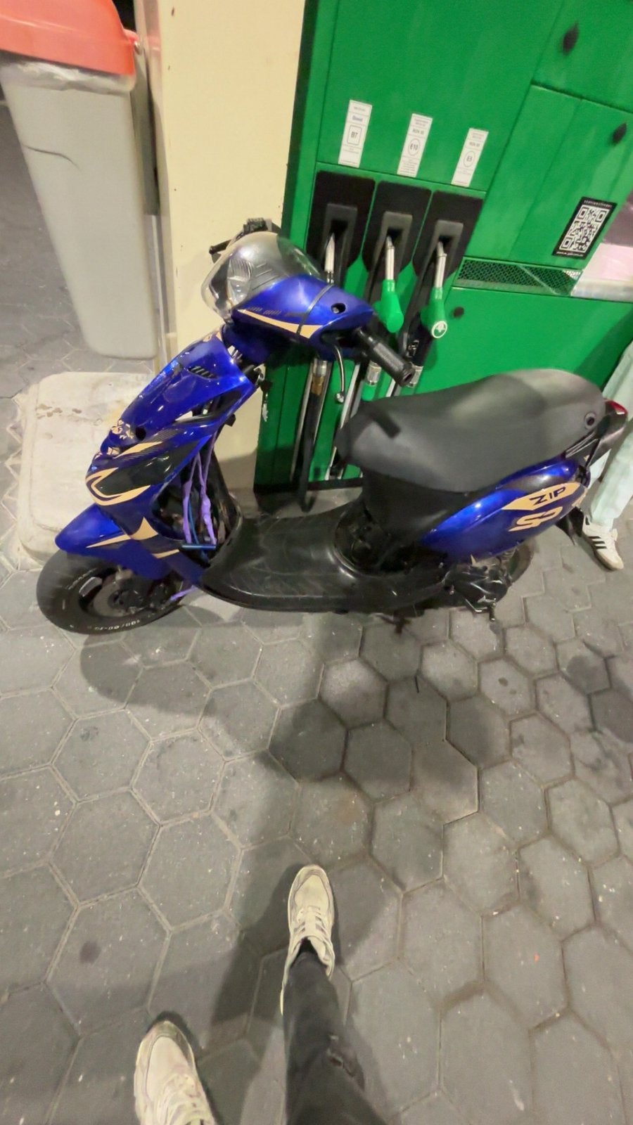 Piaggo zip 70cc, Zip, Comme neuf, Enlèvement, Classe A (25 km/h)