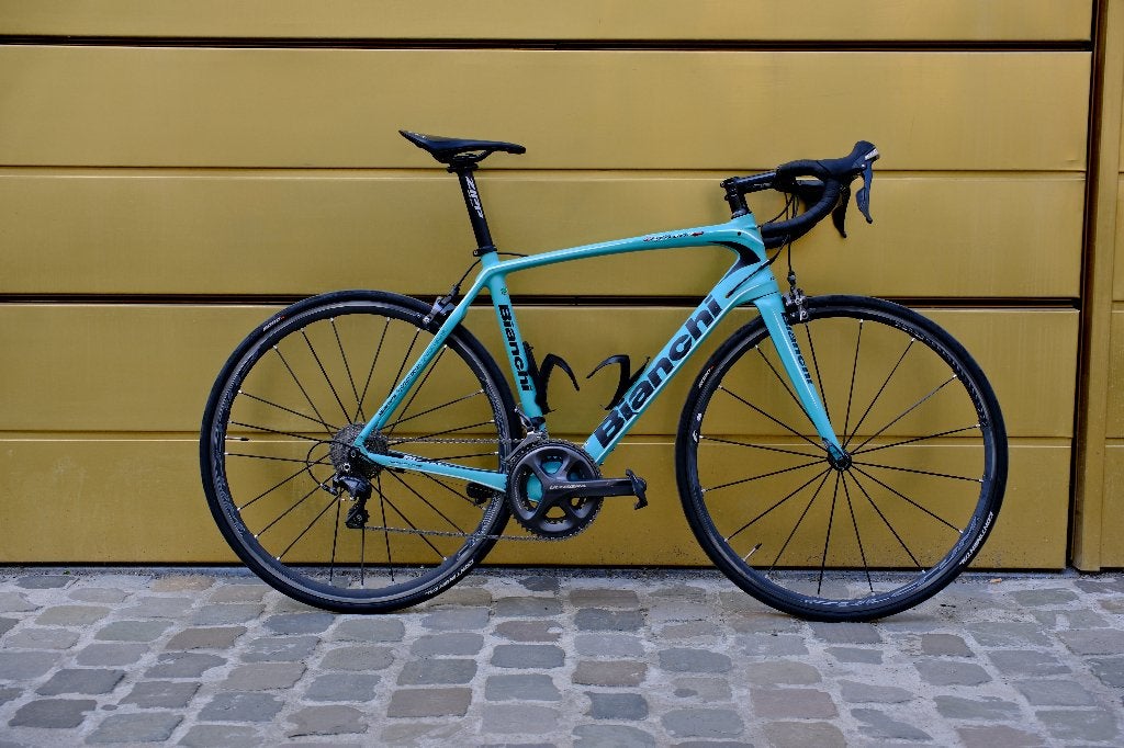 BIANCHI INFINITO Carbon, 55, Ultegra, Fulcrum Racing, 28 inch, Velgrem, Zo goed als nieuw, Meer dan 20 versnellingen