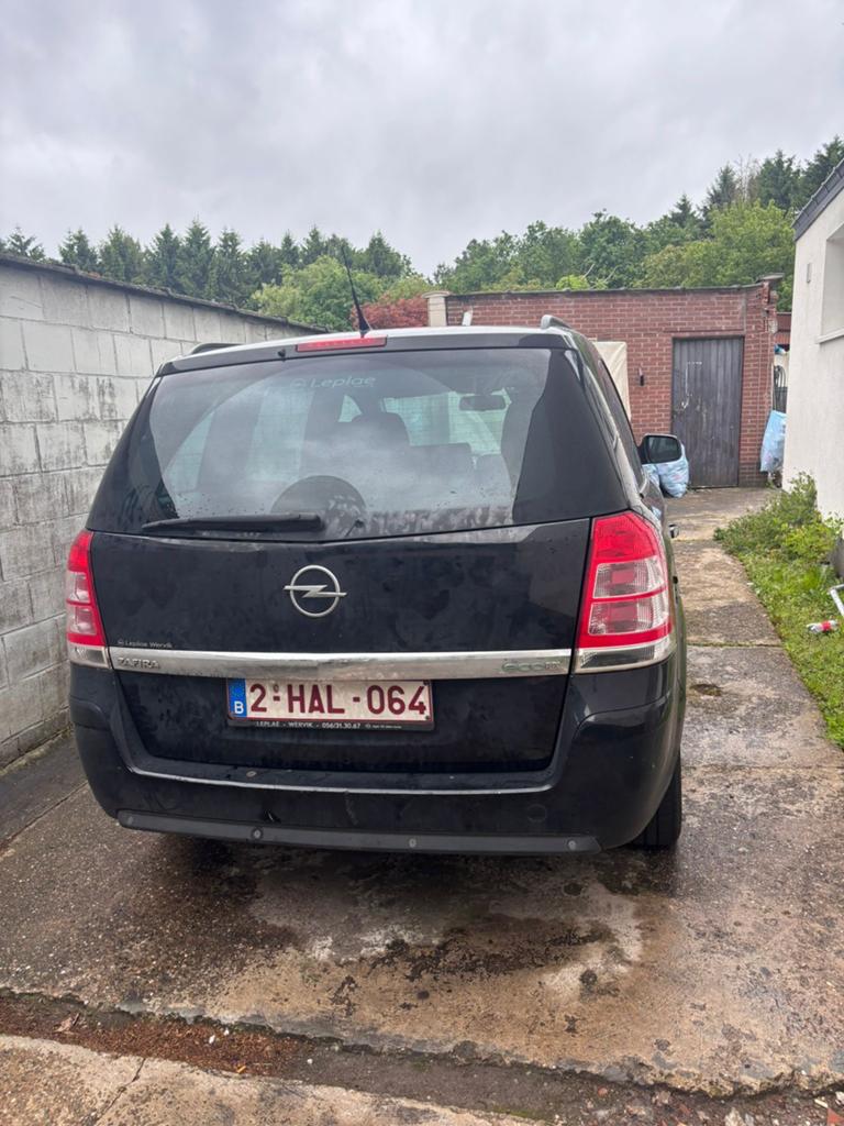L'Opel Zafira 1.7 Diesel Euro5 - 7 places ne démarre pas, Autos, Opel, Euro 5, Achat, 110 kW, 7 places