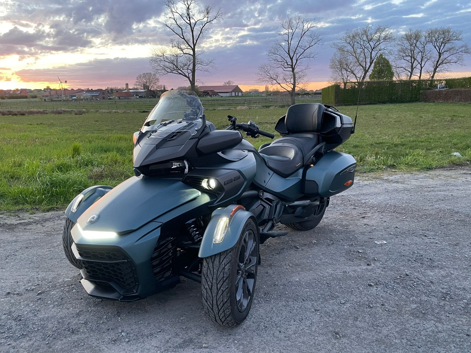 Can am Spyder F3 LTD Special Series, Plus de 35 kW, 3 cylindres, 1330 cm³