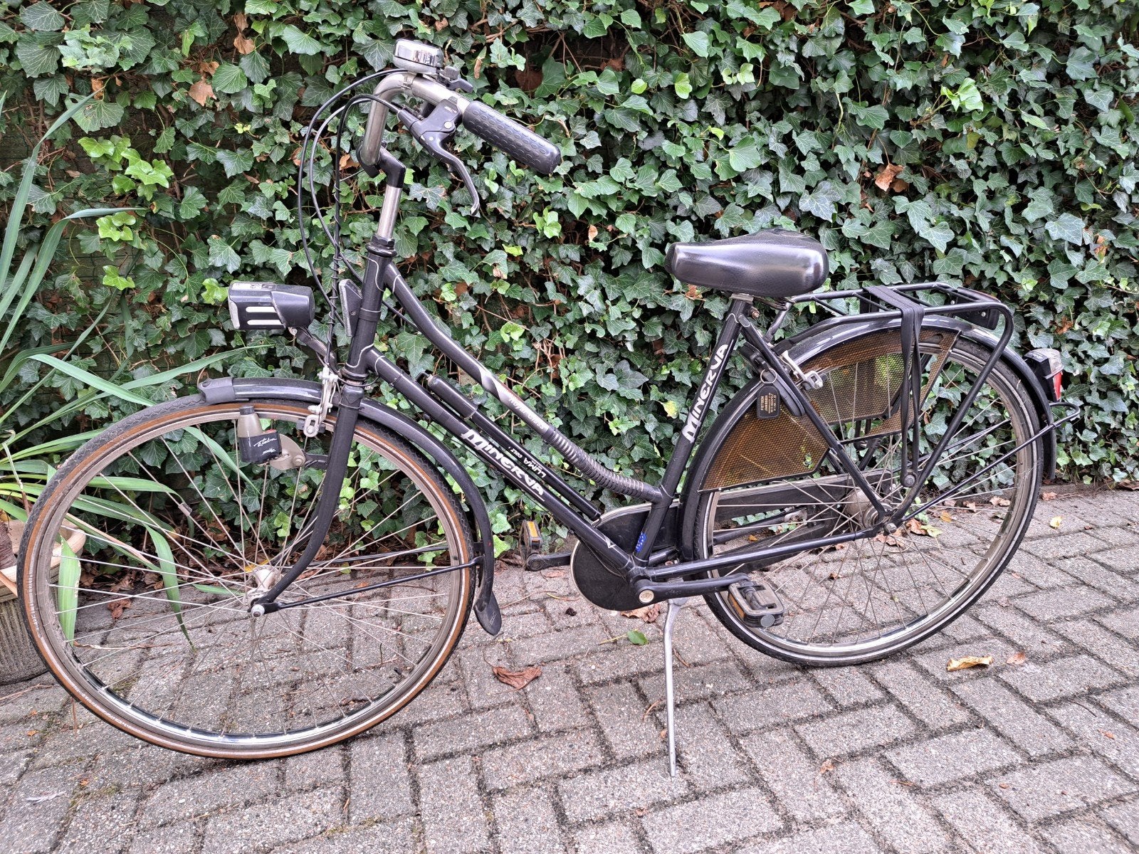 minerva damesfiets, Enlèvement