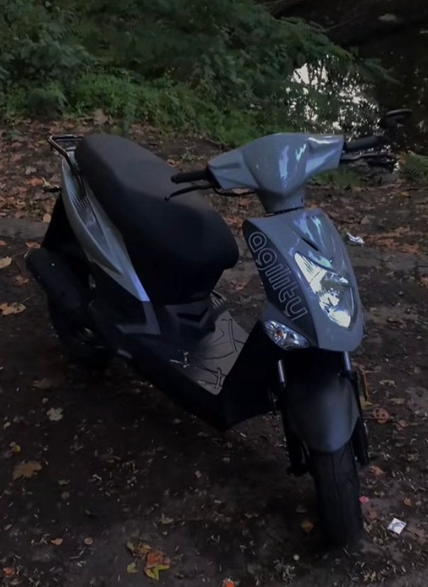 Kymco agility b klasse 50cc, Fietsen en Brommers, Ophalen, Zo goed als nieuw, Agility