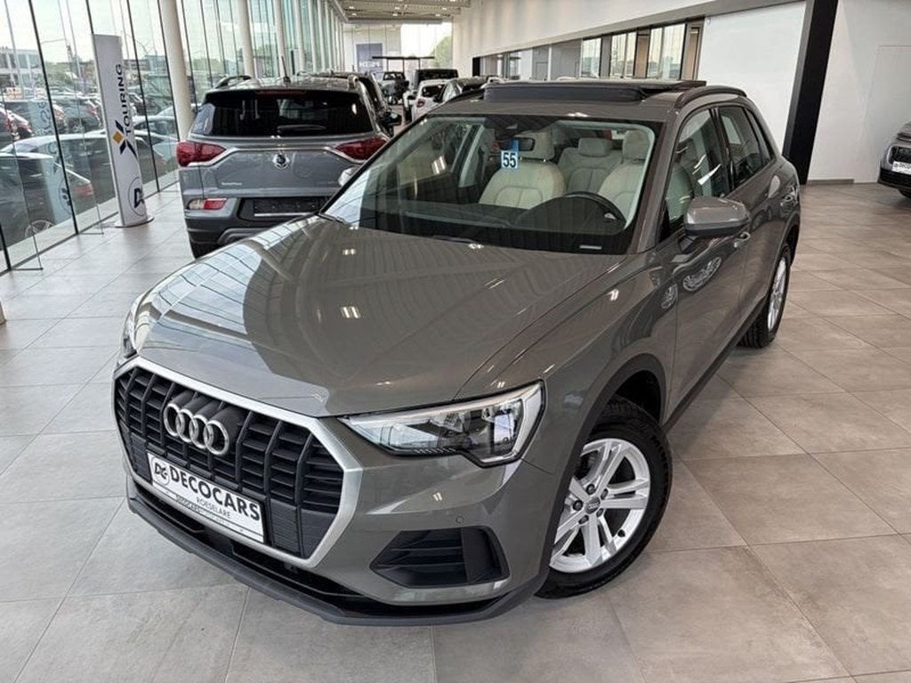 Audi Q3 Panoramisch Dak / Parkeersensoren / Leder met Zetel, Automaat, 5 zetels, 5 deurs, 111 kW