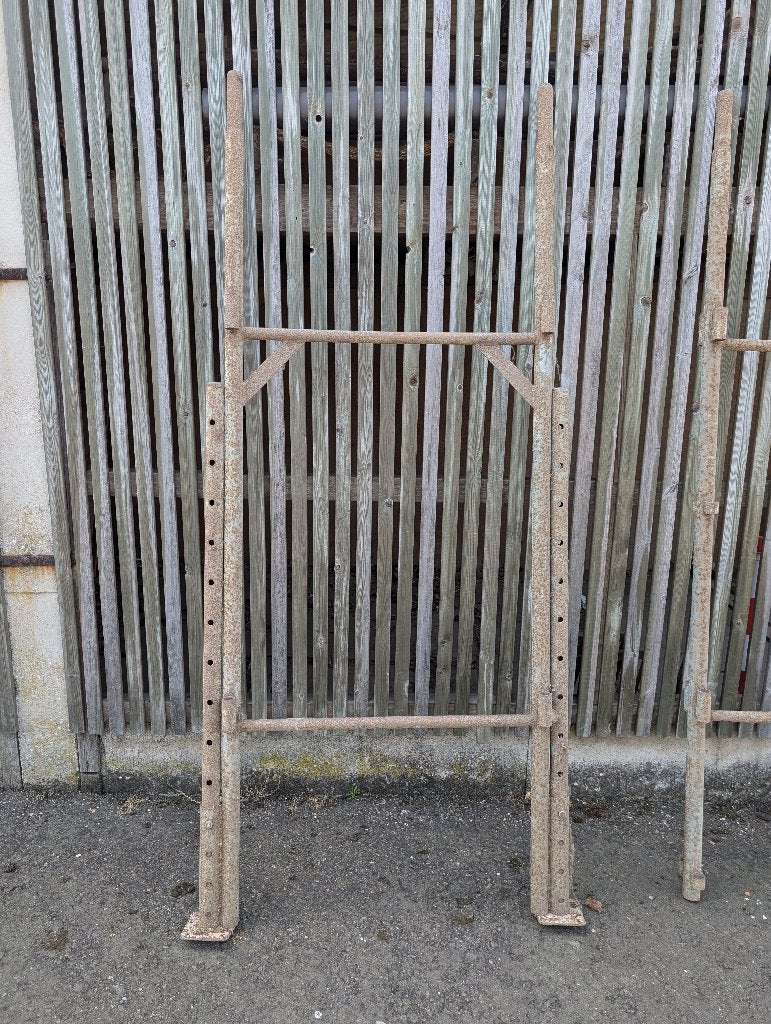 Stelling (steiger) voor gevels en gebouwen, Doe-het-zelf en Bouw, Ophalen, Gebruikt, Gevelsteiger, 5 meter of hoger