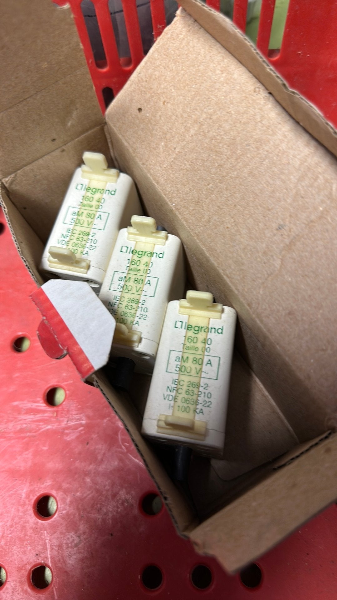 Fusible 80 A., Enlèvement