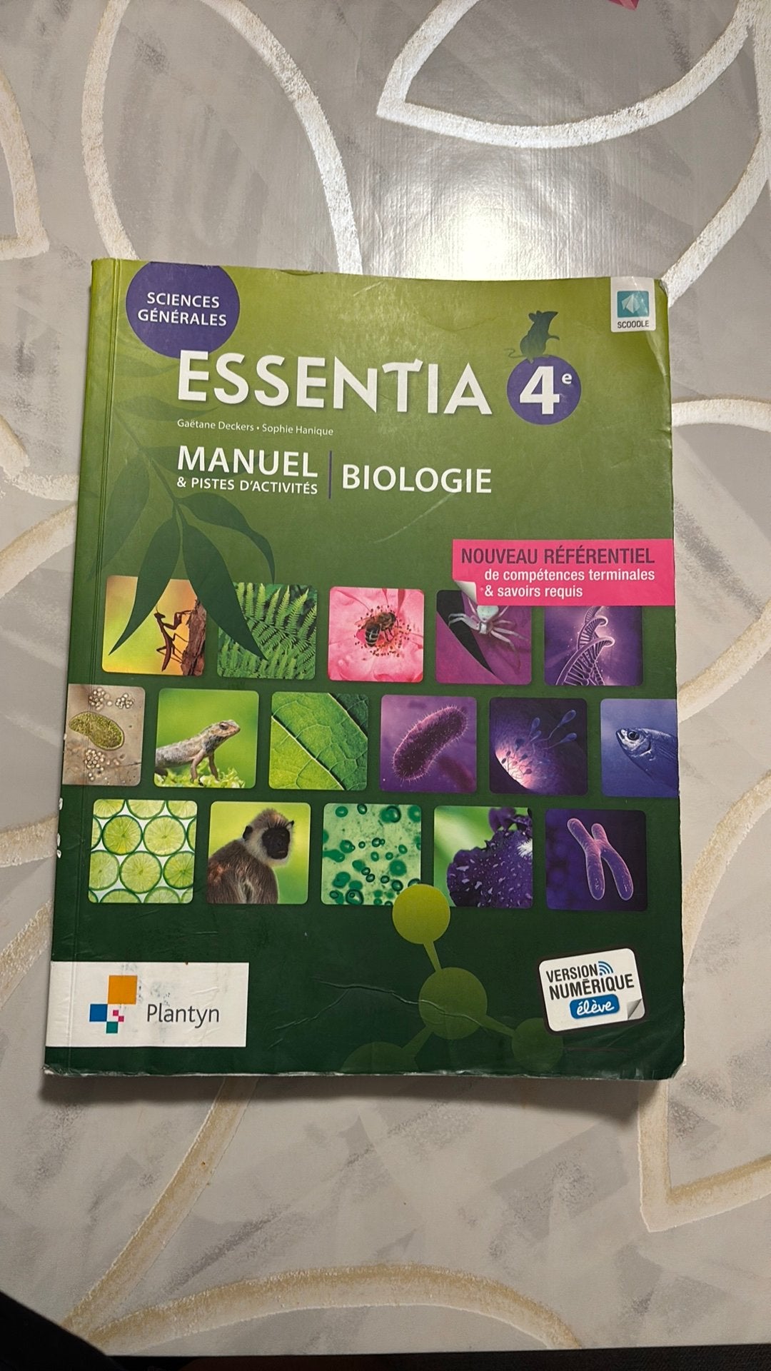 Essentia manuel biologie 4e, Livres, Informatique & Ordinateur, Enlèvement, Utilisé